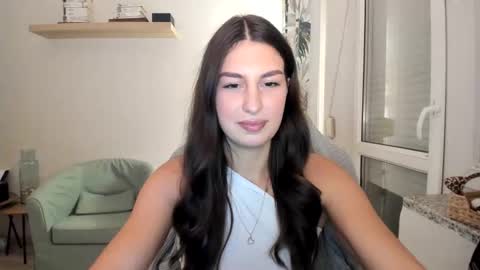 Snapshot of nadiaa06 chatting on 10/27/25, 05:17 Nadiaaa006 online show from 10/27/25, 05:17