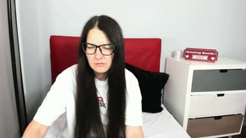 nadiatrue online show from 07/08/26, 05:06