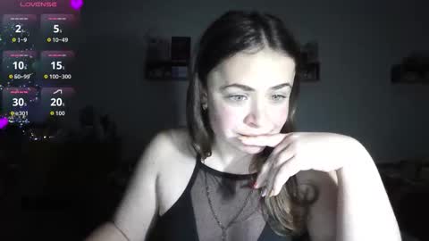 Snapshot of nadiiamorgun chatting on 11/17/25, 06:35 nadiiamorgun online show from 11/17/25, 06:35