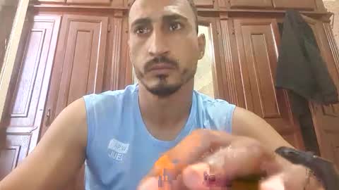 V online show from 11/01/25, 12:18