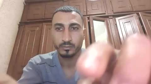 V online show from 12/04/25, 12:14