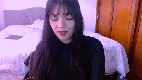 Snapshot of naduu__xx chatting on 01/24/25, 07:28 naduu__xx online show from 01/24/25, 07:28