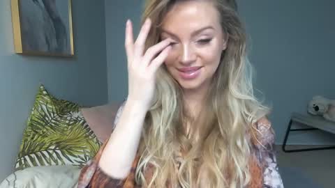 Snapshot of nadyasoft chatting on 01/02/25, 09:11 Nadyasoft online show from 01/02/25, 09:11