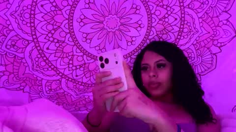 naelove2222 online show from 04/12/26, 03:55