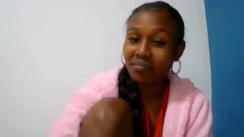 nah296652 online show from 06/21/26, 06:32