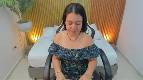 N A H I A online show from 02/12/25, 03:05