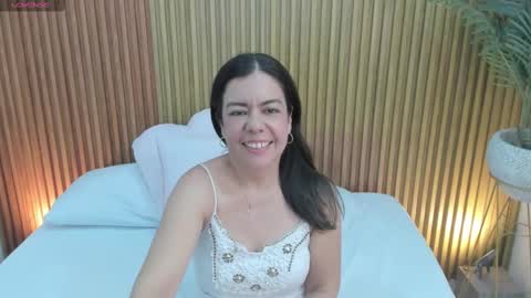 N A H I A online show from 02/17/25, 02:59