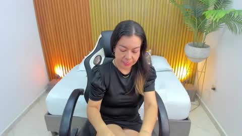 N A H I A online show from 03/04/25, 02:53