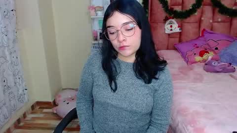 nahia cute     only   online show from 01/07/25, 04:05