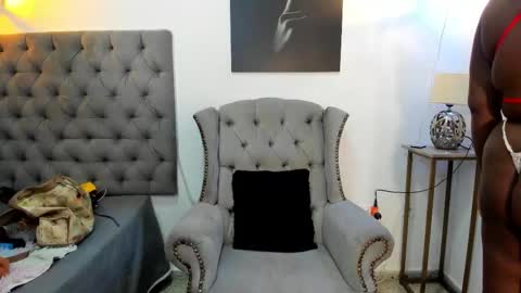 nahirobyy ebonyy online show from 09/17/25, 07:04