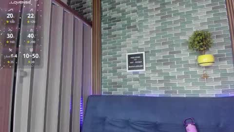 Nahla online show from 10/17/25, 12:58