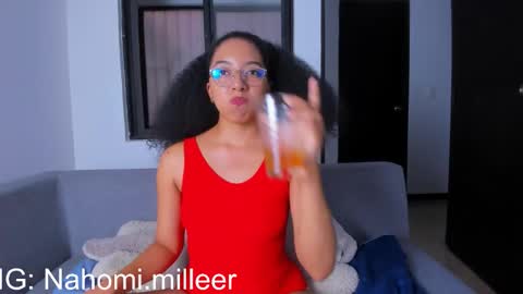 Snapshot of nahomi_miller_ chatting on 10/24/25, 10:06 Laura online show from 10/24/25, 10:06