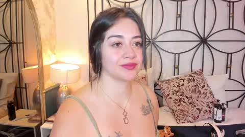 Nahomi  online show from 09/24/25, 10:51