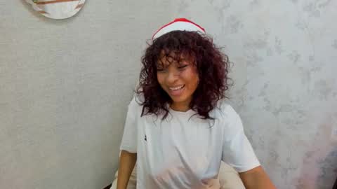 Nahomy online show from 12/14/25, 10:14