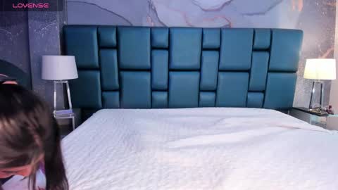 Nahomi online show from 01/12/25, 02:03