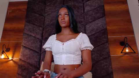  VICTORIA  online show from 12/05/25, 07:43