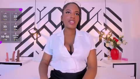 Snapshot of nahomikroft chatting on 09/15/25, 12:49 Nahomi online show from 09/15/25, 12:49