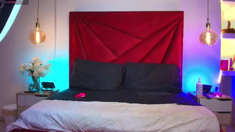 NahomiRoss online show from 05/13/26, 12:13