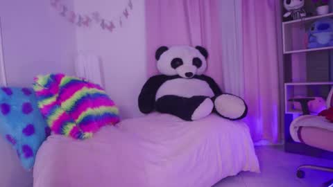 nahomy 2308 online show from 05/08/26, 11:48