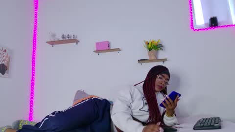 Snapshot of nahomy_james25 chatting on 02/01/25, 03:07 nahomy_james25 online show from 02/01/25, 03:07