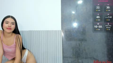 nahomy_park online show from 05/09/26, 11:59