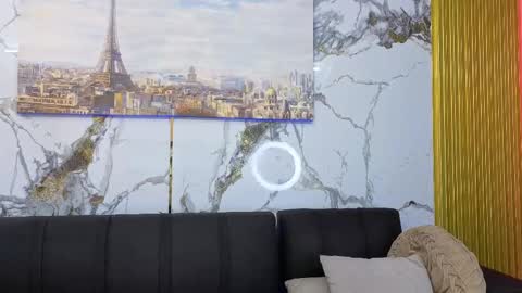 Snapshot of nahomy_smith11_aws chatting on 11/16/25, 01:17 Nahomy online show from 11/16/25, 01:17