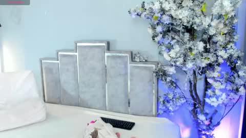 Snapshot of nahomycarterr chatting on 05/06/26, 11:37 nahomycarterr online show from 05/06/26, 11:37