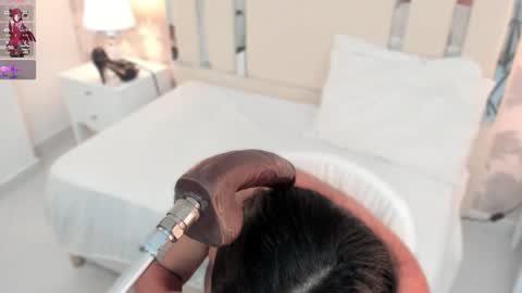 Snapshot of nahomyroberts chatting on 01/18/26, 08:40 Nahomy Roberts online show from 01/18/26, 08:40