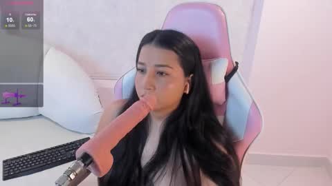 Snapshot of nahomyroberts chatting on 03/15/26, 09:04 Nahomy Roberts online show from 03/15/26, 09:04