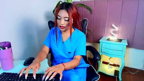 Snapshot of naia_cruz_ chatting on 02/28/26, 07:59 Naia online show from 02/28/26, 07:59