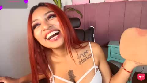 Snapshot of naia_cruz_ chatting on 03/06/26, 07:21 Naia online show from 03/06/26, 07:21