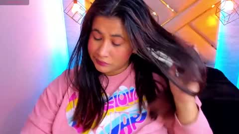 Snapshot of naia_karter chatting on 01/19/25, 05:07 online show from 01/19/25, 05:07