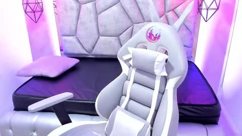 Snapshot of naia_karter chatting on 02/01/25, 01:12 online show from 02/01/25, 01:12