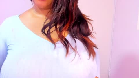 Snapshot of naia_karter chatting on 02/16/25, 04:20 online show from 02/16/25, 04:20