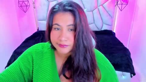 Snapshot of naia_karter chatting on 02/21/25, 07:21 online show from 02/21/25, 07:21