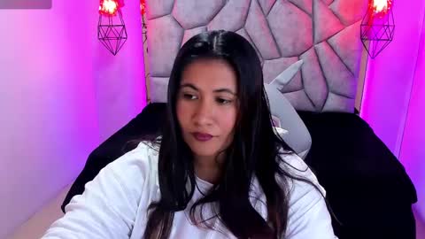 Snapshot of naia_karter chatting on 03/01/25, 07:15 online show from 03/01/25, 07:15