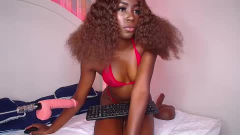 Naia online show from 03/08/25, 03:56