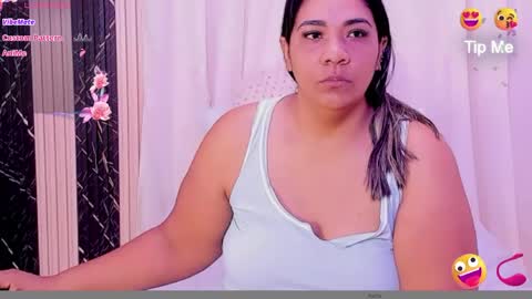 Snapshot of nailha1 chatting on 04/19/26, 11:53 Nailha online show from 04/19/26, 11:53