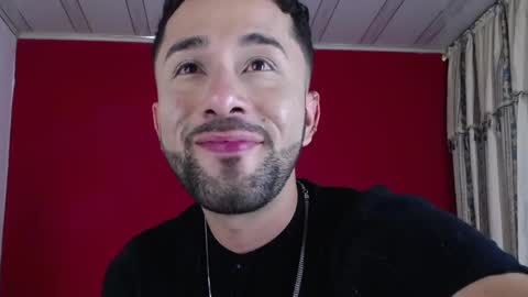 Snapshot of nainpaulo chatting on 03/09/25, 05:11 nainpaulo online show from 03/09/25, 05:11