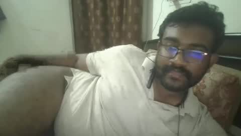 NAIRANANDU28 online show from 04/15/26, 07:04