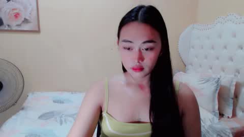 Snapshot of nairobi_fuckdoll chatting on 01/11/25, 05:07 Kate online show from 01/11/25, 05:07