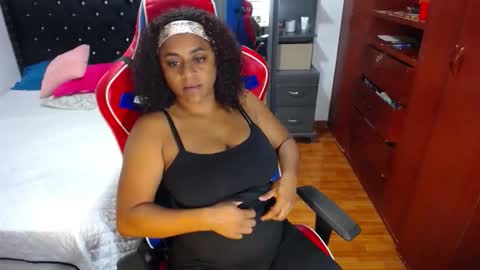 Snapshot of nairovi_cherry chatting on 02/04/26, 02:06 Nairovy online show from 02/04/26, 02:06