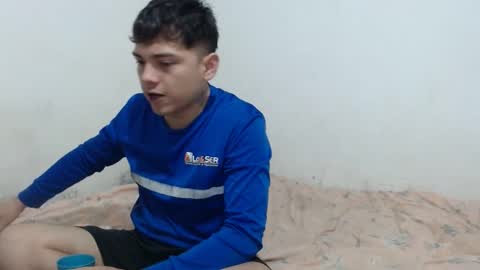 Snapshot of naisha_and_axelh chatting on 10/02/25, 05:14 naisha and axel2 online show from 10/02/25, 05:14