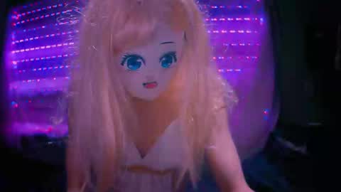 Snapshot of najimi_uwu chatting on 10/01/25, 05:24 NAJI online show from 10/01/25, 05:24