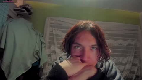 Snapshot of najimi_uwu chatting on 11/15/25, 04:14 NAJI online show from 11/15/25, 04:14