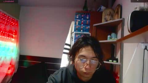 Snapshot of najimi_uwu chatting on 01/18/26, 03:10 NAJI online show from 01/18/26, 03:10