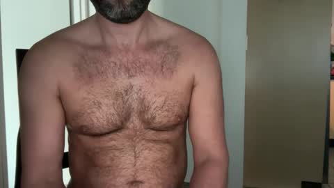 Snapshot of naked_dude25 chatting on 09/19/25, 02:13 naked_dude25 online show from 09/19/25, 02:13