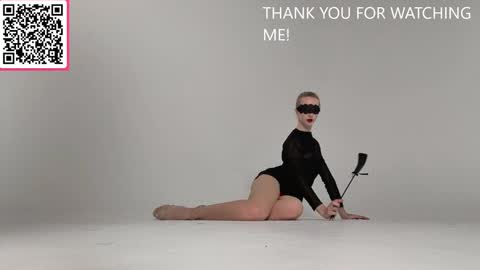 Snapshot of naked_psychologist chatting on 12/24/24, 03:58 Asy no face  online show from 12/24/24, 03:58