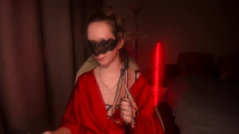 Snapshot of naked_psychologist chatting on 01/18/25, 12:26 Asy no face  online show from 01/18/25, 12:26