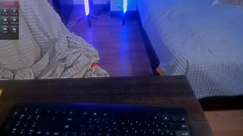 Snapshot of naked_psychologist chatting on 02/10/25, 11:15 Asy no face  online show from 02/10/25, 11:15